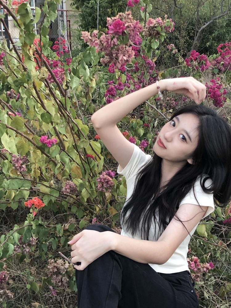 🐻-广东省·东莞市·虎门镇--身高165 体重85 会拍照p图 接寄拍接寄拍 骗子别找!!!真的会拍照!是学生党 爱跳舞