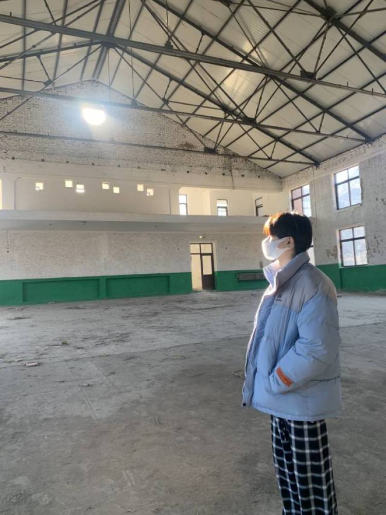 小段.-河北省·石家庄市·鹿泉区-快手-身高175体重105 身材比例好 接服装配饰第一次接触这个给一个机会