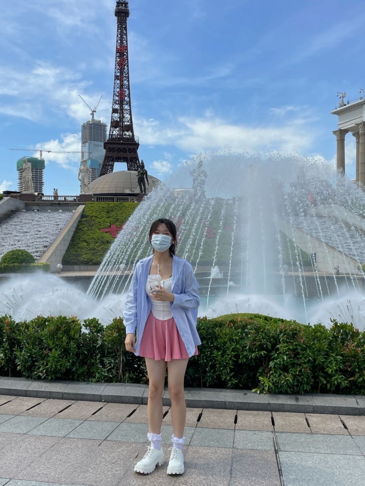 微微-山东省·菏泽市·牡丹区-*** 抖音 快亲-身高168，100斤
可接 服饰穿搭/小裙子/帽子/美妆/耳饰/首饰/包包/鞋子
会拍照 会p图 会化妆
风格多变（甜美/辣妹/酷/运动等）