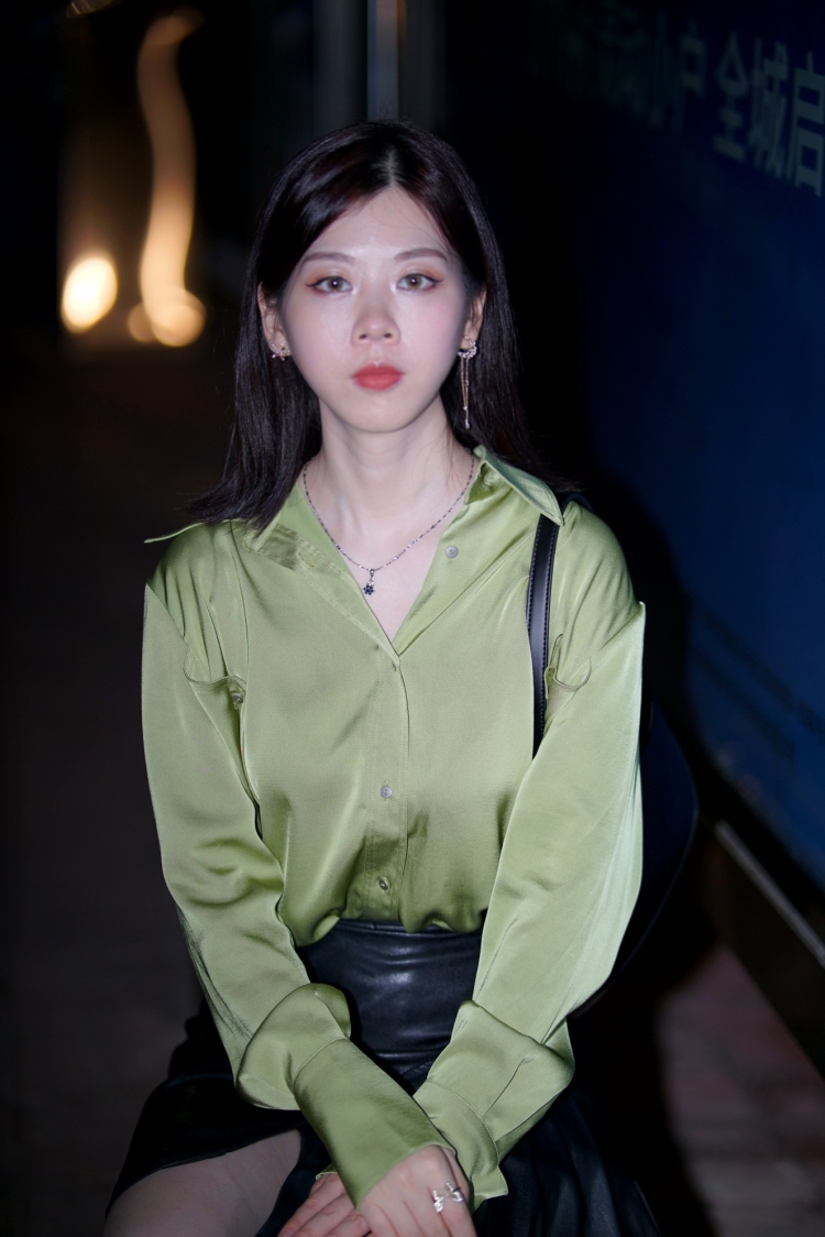 💋May🇦🇺-广西壮族自治区·桂林市·临桂区-微博-重庆妹子 身高166cm 体重52KG 爱好健身 拍照 周末喜欢约朋友探店或者拍照 有一定的拍照经验 可以合作接服装、香水等推广宣传 选图为半年内和朋友合作拍过的照片 微博粉丝6000+