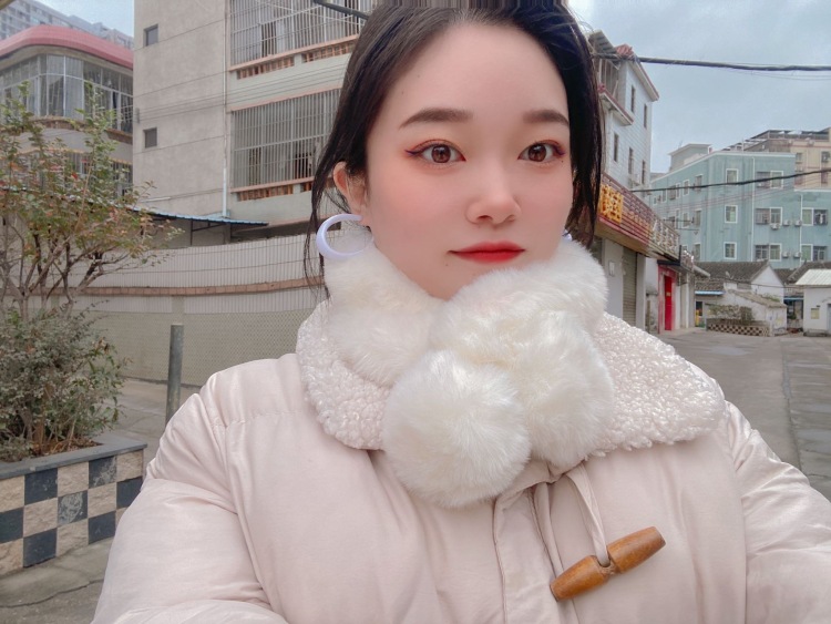 Fairy 乔妮儿🎐-广东省·深圳市·龙岗区--爱好:吃好吃的食物 拍好看的照片
活泼可爱,善良温柔
你所坚持的,总有一天会反过来拥抱你
