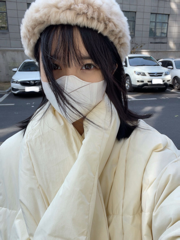 llin-浙江省·杭州市·上城区--具有一年模特经验。可接休闲风,韩风,甜酷风,暗黑风等各种风格买家秀寄拍,送拍, 也可线下约拍。各类时尚单品,饰品,帽子均可。
艺名:llin
身份:模特
身高:163CM
体重:44KG
坐标:浙江省
