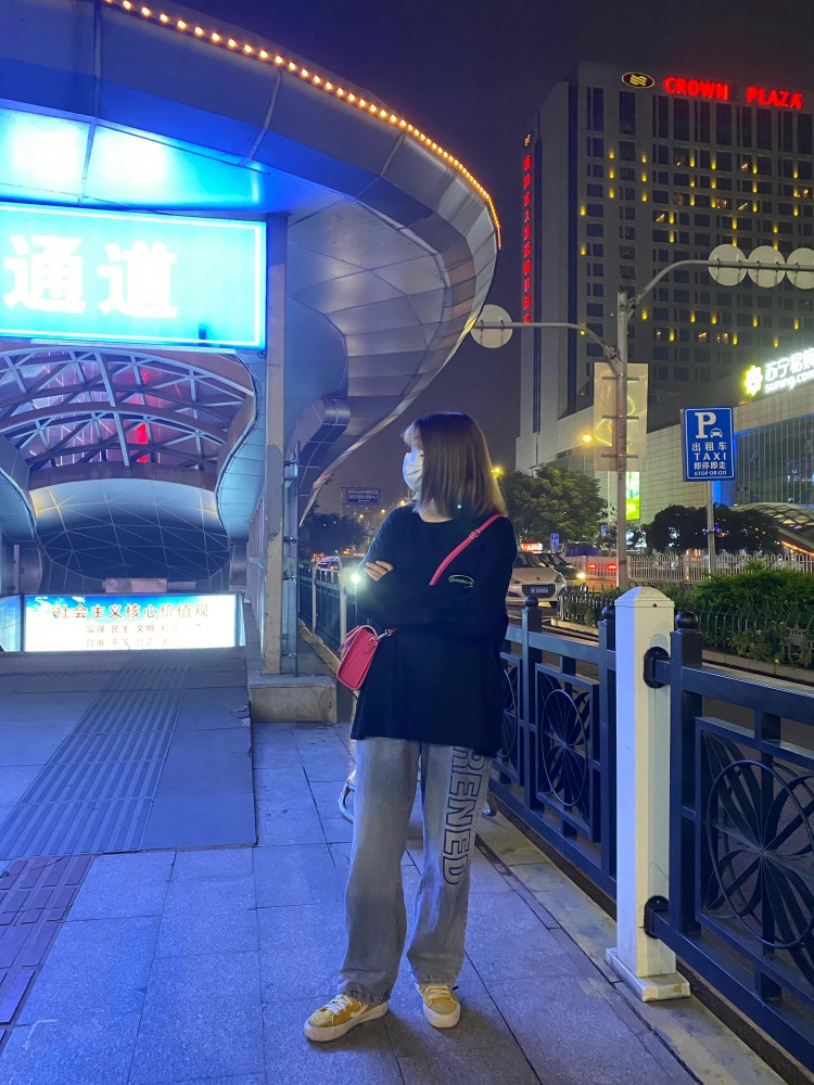 杰生-湖北省·恩施土家族苗族自治州·咸丰县-抖音、***-特别喜欢拍照 拍照设备:苹果11
接寄拍 衣服裤子包包首饰都可以