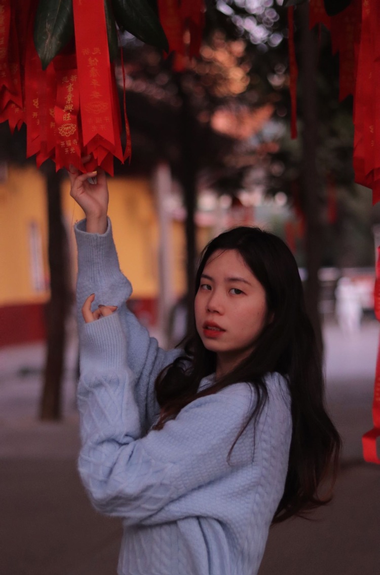 C-湖南省·长沙市·开福区--有没有商家需要寄拍啊 ~服装 鞋子 包包 首饰都可以~ 俺超级会拍照片 会p图😘