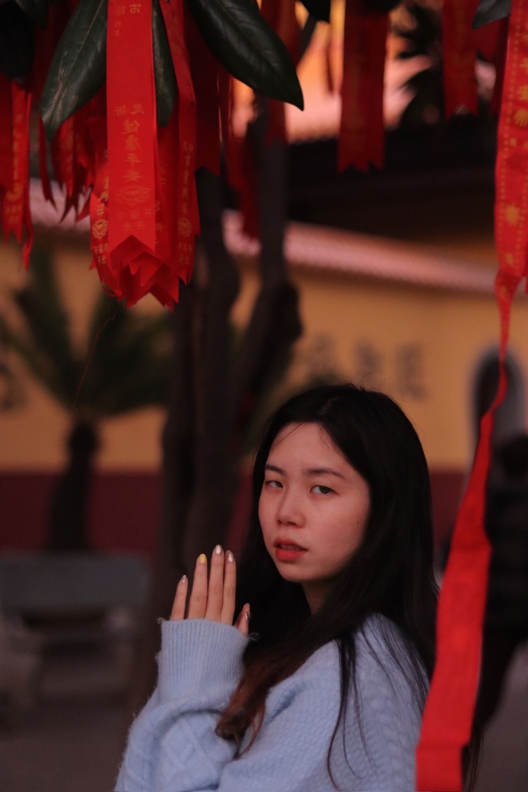 C-湖南省·长沙市·开福区--有没有商家需要寄拍啊 ～服装 鞋子 包包 首饰都可以～ 俺超级会拍照片 会p图😘
