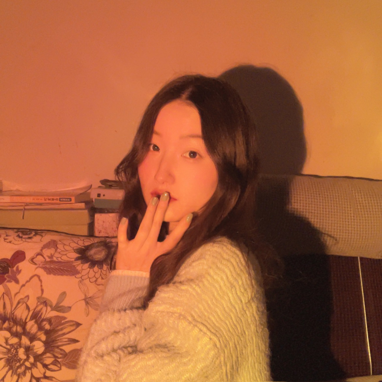 张张_Babe-贵州省·黔西南布依族苗族自治州·贞丰县--会拍照，会p图，身高155，体重88，可寄拍也可送拍服饰