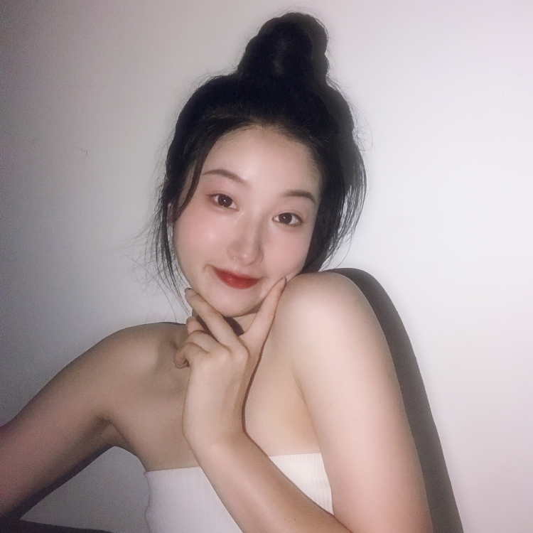 张张_Babe-贵州省·黔西南布依族苗族自治州·贞丰县--会拍照，会p图，身高155，体重88，可寄拍也可送拍服饰