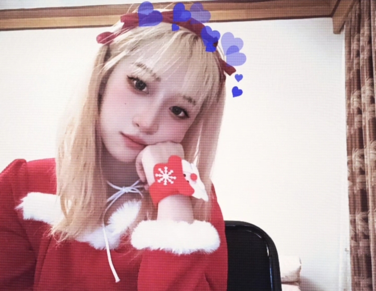 DaisyzhangX-黑龙江省·哈尔滨市·通河县--本人比较喜欢穿搭,拍照,网红风格,什么风格都可以尝试,纯欲,甜辣。接寄拍,美妆,饰品单都可以接,抖音快手粉丝过百。有需要觉得我可以的亲亲们可以联系我哦
年龄:18
身高:167CM
体重:50KG