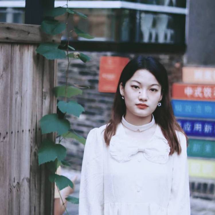 阿佳啊-重庆市·重庆市·渝中区-微博 *** -身高159 体重50 属于梨形身材
风格:高级 复古 甜美 辣妹 名媛 欧美
会拍照 会P图 希望接到一些服装饰品或者生活类的单 第一次来到网红湾 希望各位商家看看我