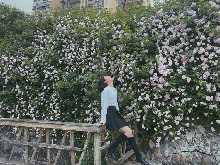 咬了一口月亮🌙-四川省·遂宁市·射洪市--166 52kg 接寄拍🍑 pdd 天猫 等app （衣服包包鞋手机壳等…）价格好商量
希望诚信的商家来，可长期合作。
遇到不错的产品可发于***，微博。
