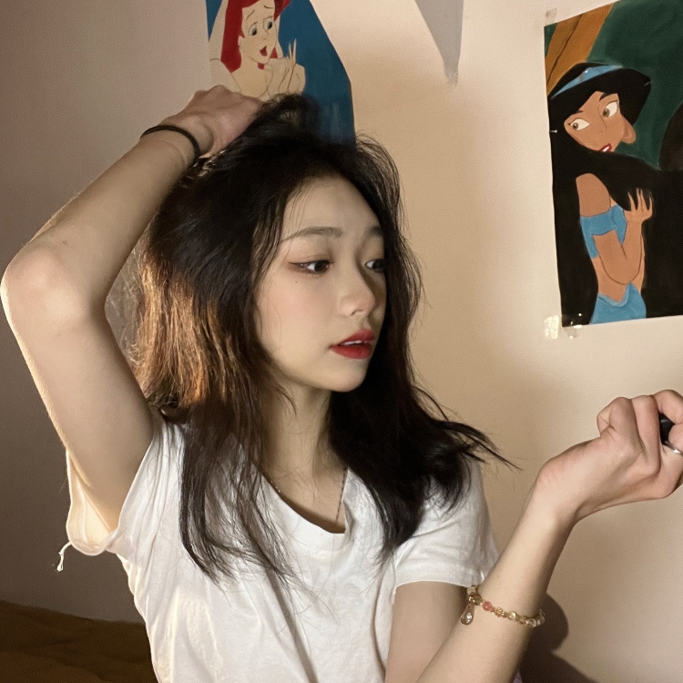 悲伤蛋包饭🍳-贵州省·遵义市·正安县-快手 ***-接单,会修图,接寄拍这样的,淘宝这些都可以。身高160体重88