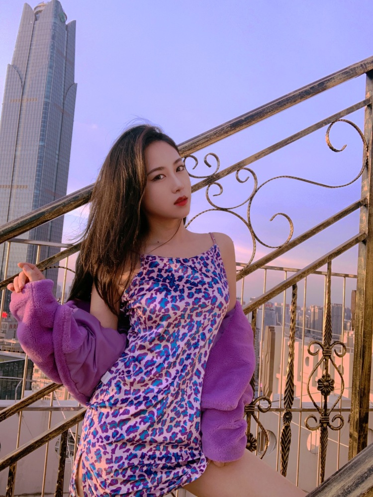 Aimee*-广东省·广州市·白云区-抖音 微博 ***-接寄拍买家秀,会拍照会修图,甜美风休闲风ins风jk等风格可驾驭,身高162体重88