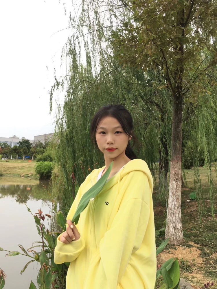 🌨-江西省·吉安市·吉州区--喜欢拍照,愿意在拍照事情上多投入时间 体重44kg 身高165 什么类型都可以,比较喜欢青春洋溢的