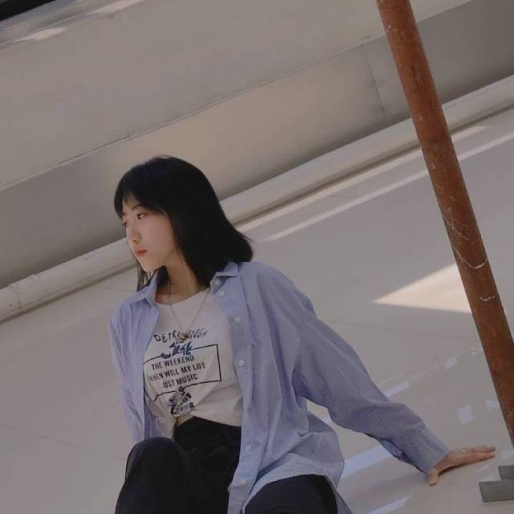 小陈-辽宁省·大连市·甘井子区-抖音，微博-在读美术生
擅长拍照，P图，美妆，
希望接寄拍，平面模特，买家秀
有模卡可以查看