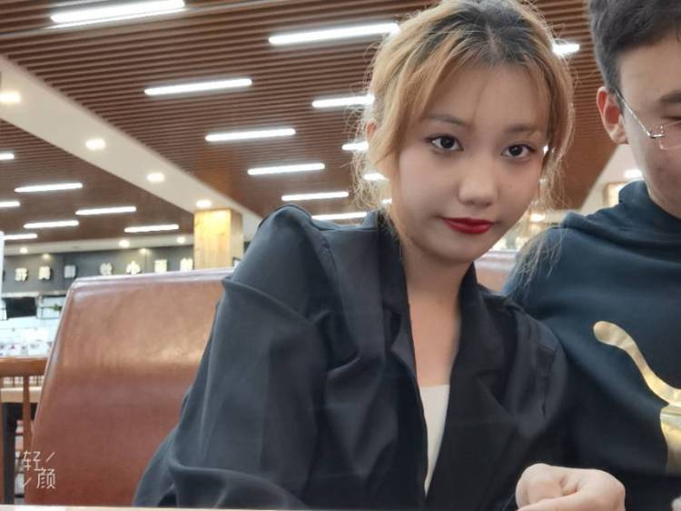 桐桐-河北省·秦皇岛市·卢龙县--本人长相甜美 是一名素人模特 可接🍑 宝pdd等平台的单子 任何风格都可尝试 可接寄拍 费用可协商
