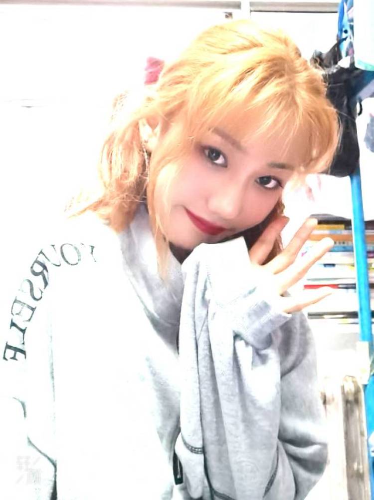 桐桐-河北省·秦皇岛市·卢龙县--本人长相甜美 是一名素人模特 可接🍑 宝pdd等平台的单子 任何风格都可尝试 可接寄拍 费用可协商