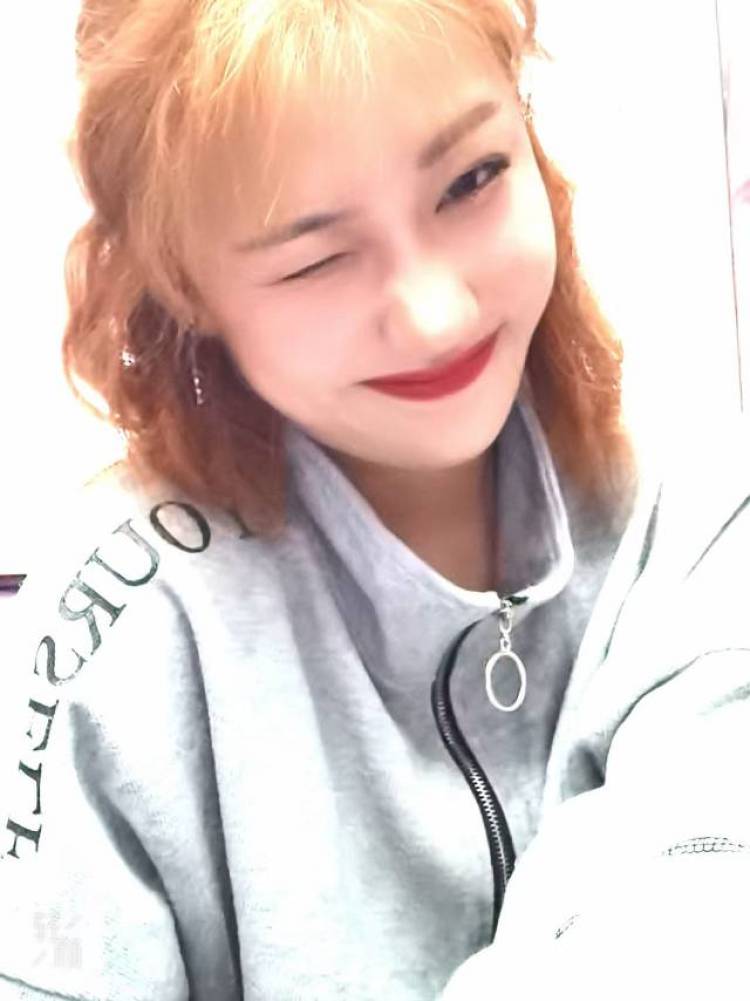 桐桐-河北省·秦皇岛市·卢龙县--本人长相甜美 是一名素人模特 可接🍑 宝pdd等平台的单子 任何风格都可尝试 可接寄拍 费用可协商