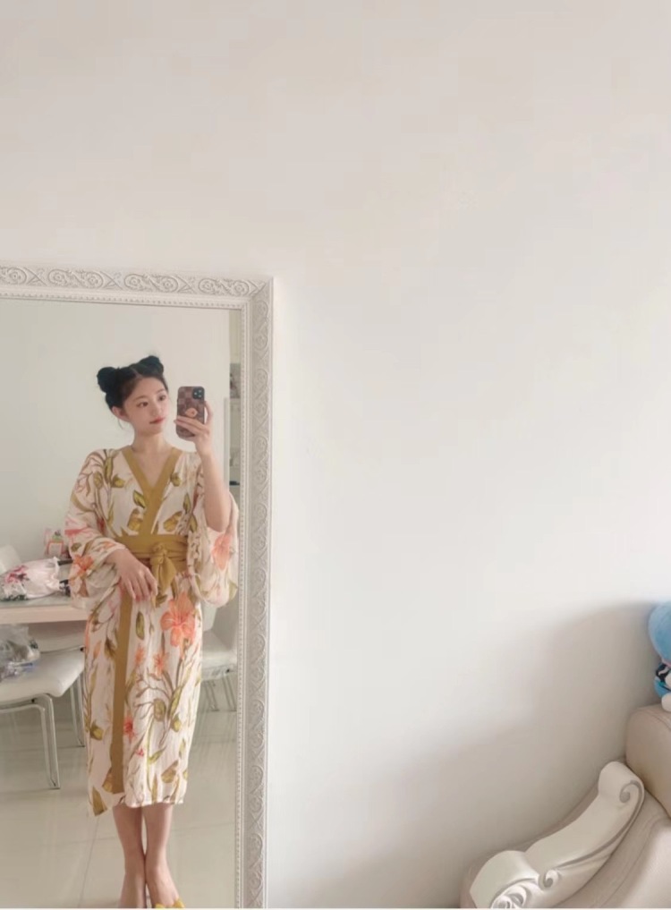 👙 韩小落-黑龙江省·哈尔滨市·松北区-抖音,微信,***-接寄拍、买家秀。任何平台均可,165、48kg梨形身材(83.60.90)🉑️甜🉑️咸,裙装,情趣,旗袍,OL,时装均可。
