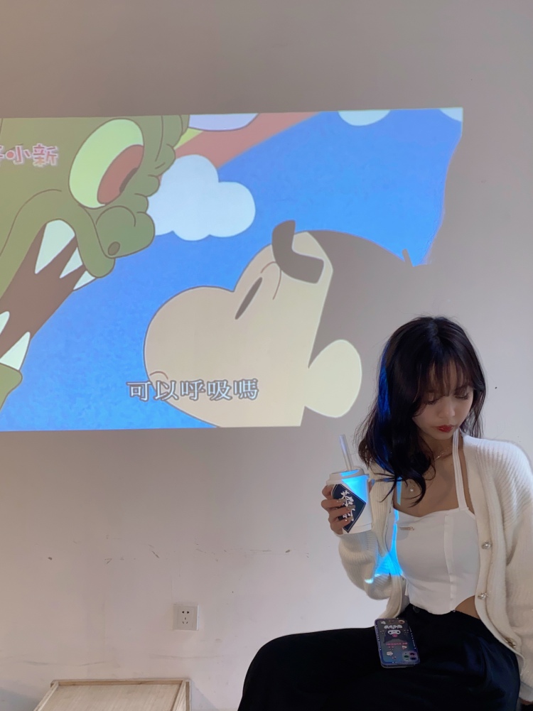 HH-广东省·中山市·石岐街道--身材好 什么衣服都能驾驭 出片效率高 身高170 体重90 vilb 风格 辣妹风格 都能拍出很好的效果 衣服包包也可以 会大配 会编辑