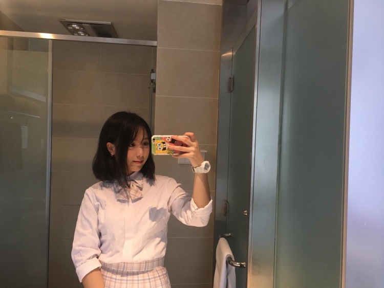 zzzzia-重庆市·重庆市·合川区-*** 微博 抖音 b站-想做一些关于小个子的寄拍模特,化妆和修图自己可以搞定拍照的话朋友水平很好,自己拍也可以。也接探店等!!