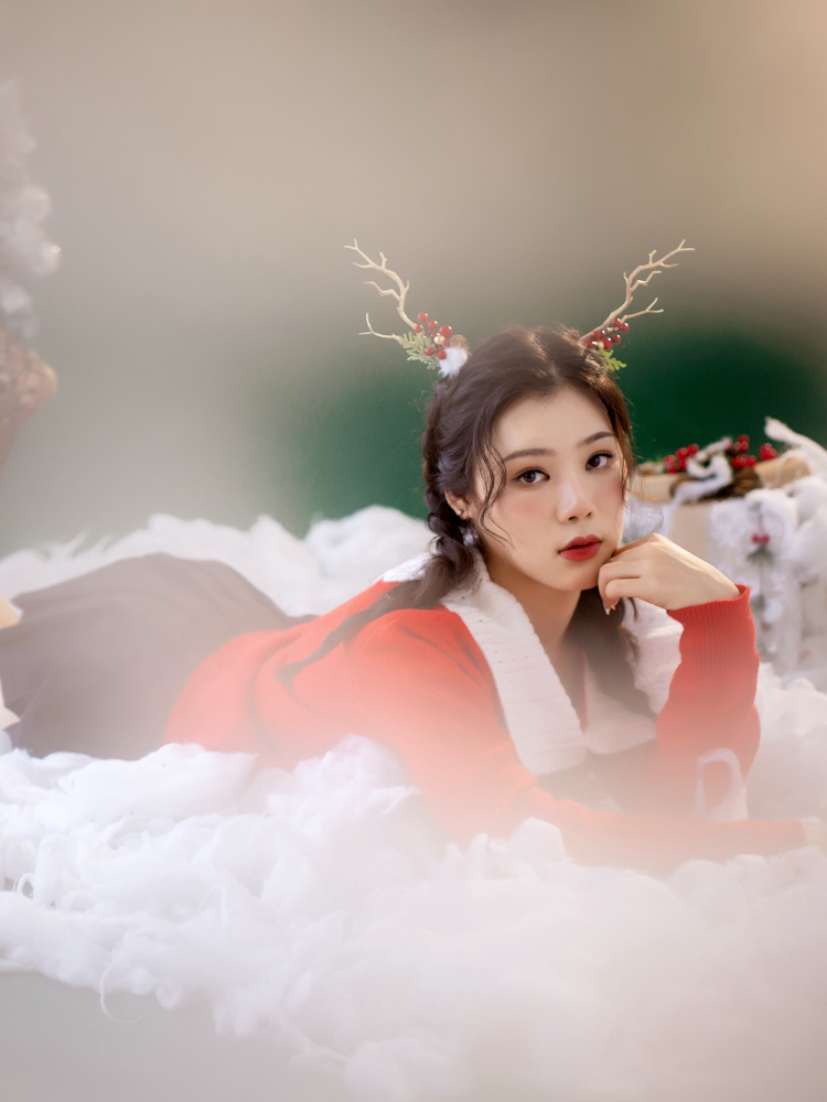 溜溜儿-广东省·东莞市·南城街道--我是一名舞蹈老师,性格好,开朗无敌大憨憨!大家都说我是侧颜杀手!哈哈哈正颜也不差咯!就是特别喜欢摄影记录自己穿搭以及很多日常生活的点点滴滴❤️空余时间比较多,都是在周末上班,拍照其实就是在记录自己以及