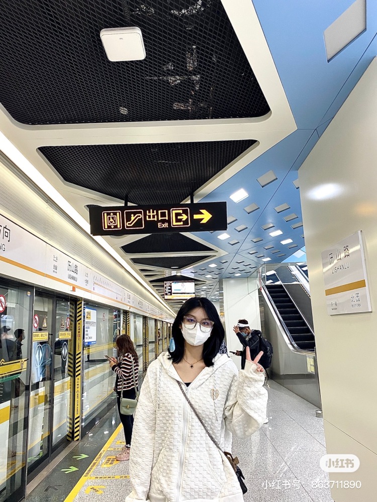 .-山东省·济南市·长清区-抖音-喜欢拍照、修图技术高超、经常会玩抖音短视频,喜欢逛淘宝晒买家秀、喜欢挖掘拼多多上的好物,并且种草分享
