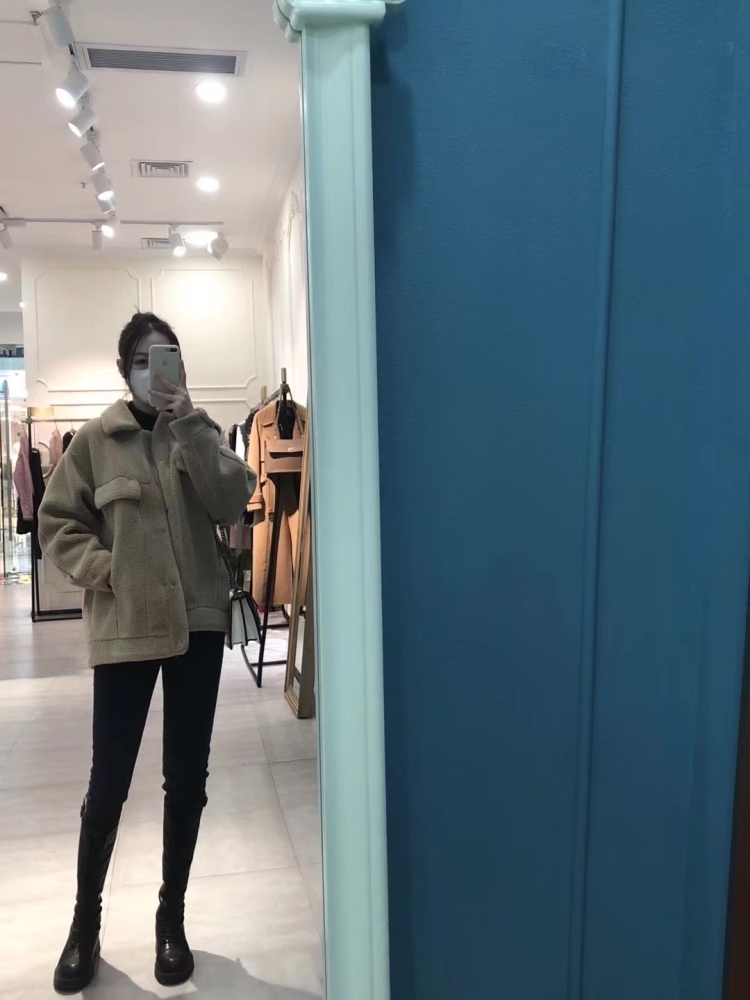 Lғᴏʀɪᴋ D .-河北省·邯郸市·丛台区-*** 微博-大家好!
本人身高173cm体重55kg专业是空乘 有考取礼仪证形象气质佳 平时喜欢拍照 会P图 并且本人诚信可靠 大量接寄拍
身份:素人模特
年龄:21
身高:173CM
体重:55KG