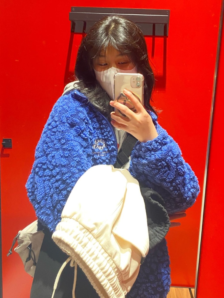 小希-四川省·成都市·锦江区-抖音-主要想接买家秀 可以组织语言给人感觉真实可信
身材匀称 会p图