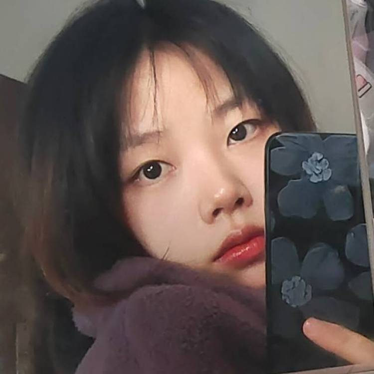 Fairy.-广东省·惠州市·惠城区-抖音微博***-个人一米六;体重四十五千克
喜欢自拍喜欢化妆,比较会穿搭
会修图p图。