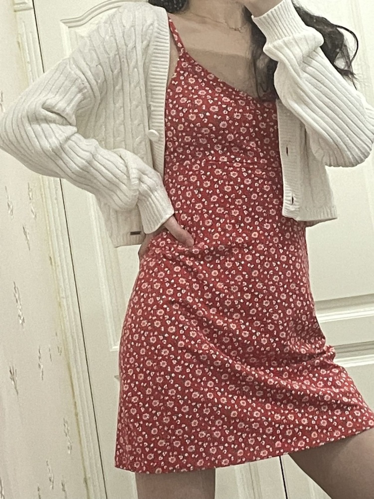 Echooo-重庆市·重庆市·江北区--165 接tb服饰寄拍 会拍照会p图有审美 多种风格都可以
价格可商量