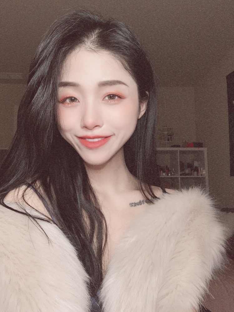 Tiffany.🧀-上海市·上海市·浦东新区--接寄拍模特,服饰首饰美妆等。
接开箱测评等
本人身高163,体重95。