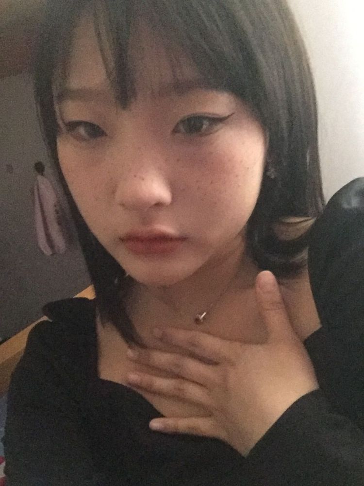 桃烨.-河北省·邯郸市·邯山区-快手 抖音-会拍照会修图,身高164、体重110,可长期合作,寄拍、买家秀、同城探店,饰品 服装都可