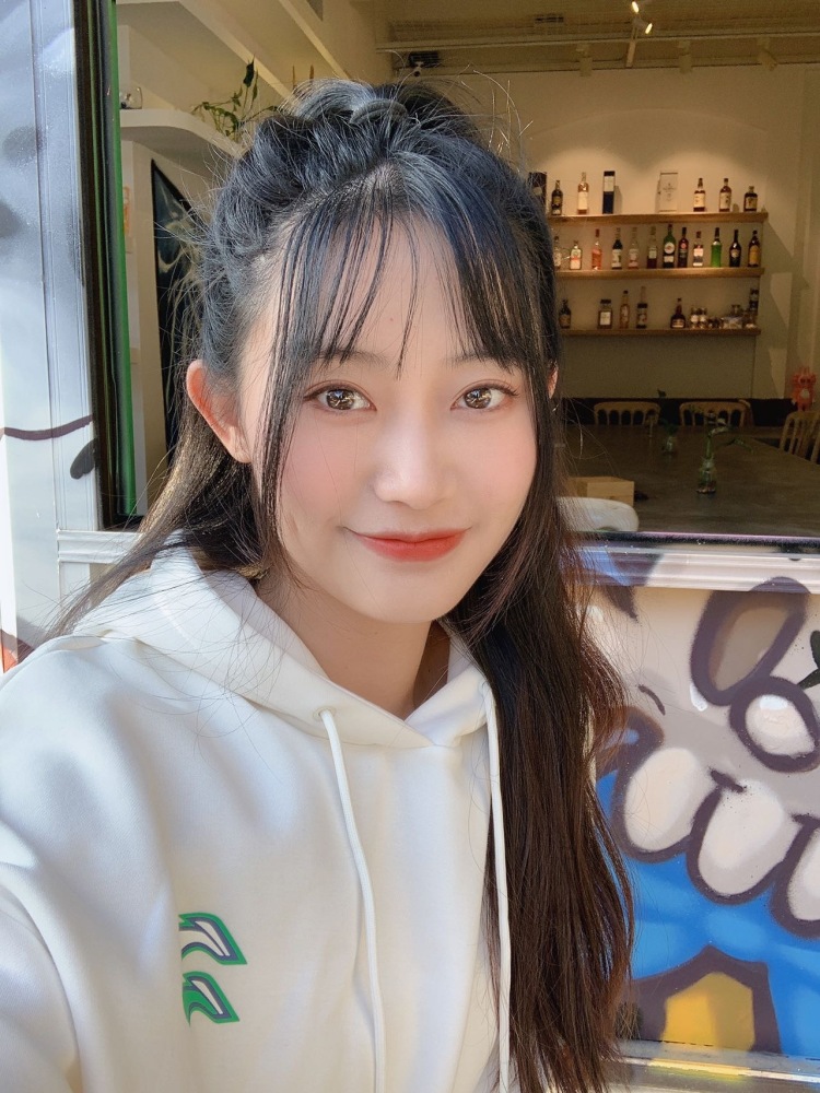 🍓任喵喵🧸-广东省·江门市·新会区--接各平台买家秀,淘宝/pdd/京东/微店,***探店,各种测评,各种风格变换自如。有猫有狗可接宠物用品🐶会p图返图快😘诚信守信