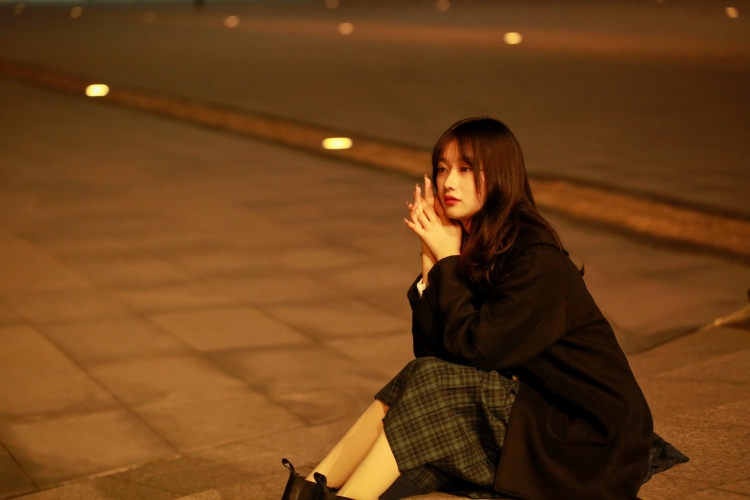 秋川子-江苏省·苏州市·姑苏区-抖音 ***-画画 摄影拍照风景网红店打卡  大学生想做寄拍模特兼职 接买家秀 详情页卖家秀   淘宝 *** 抖音 种草  接法式甜美 ，小个子穿搭  ，温柔淑女 等各类服装   平面模特兼职