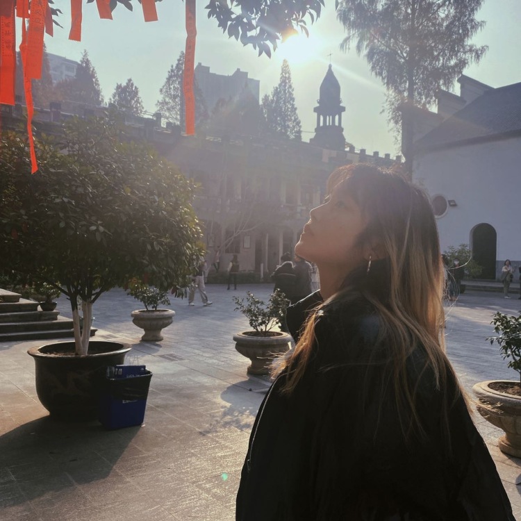 伊织木子-湖北省·武汉市·武昌区--买家秀,淘宝,寄拍模特都可接
喜欢拍照,有那么点修图技巧
风格倾向于冷酷风或者ins风
配饰包包服装百货都可