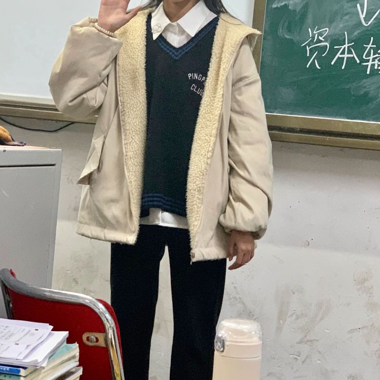 十二.-河南省·信阳市·平桥区--接买家秀，淘宝，拼多多，寄拍模特
喜欢拍照，有那么点修图技巧
风格倾向于高街风或者ins风
配饰包包服装鞋子都可
出图快