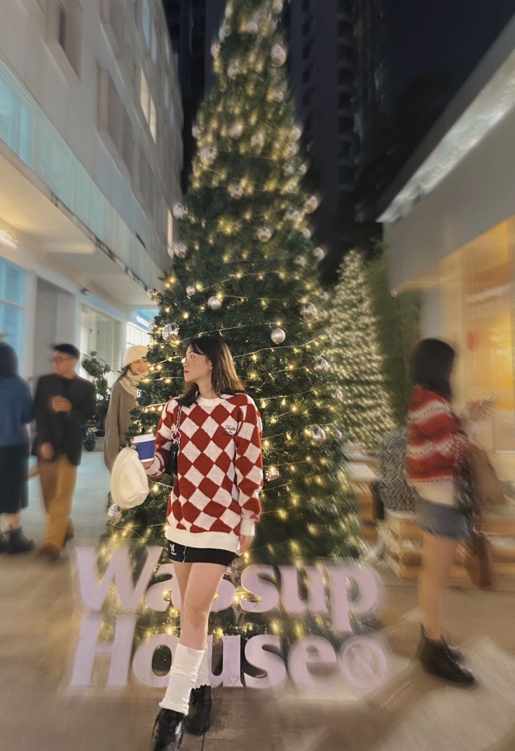 sʜʟᴛʙɪᴜ_wuwu-广东省·广州市·黄埔区-抖音 微博 ***-身高160 体重44kg 接服装拍摄 价格可以商议 有*** 微博 抖音等社交媒体上面有发布一些穿搭 shltbiu所有的账号名称一样