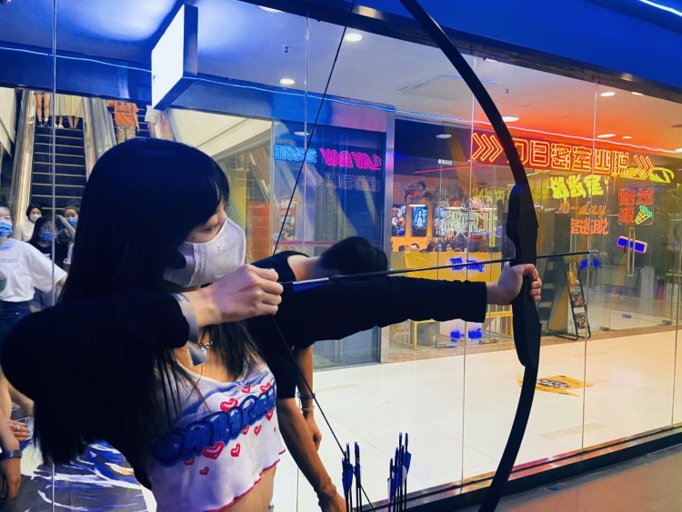 爱谁谁_-广东省·惠州市·博罗县-***-是个舞蹈老师 性格开朗活泼 身高162 体重45
平时有很多空余时间