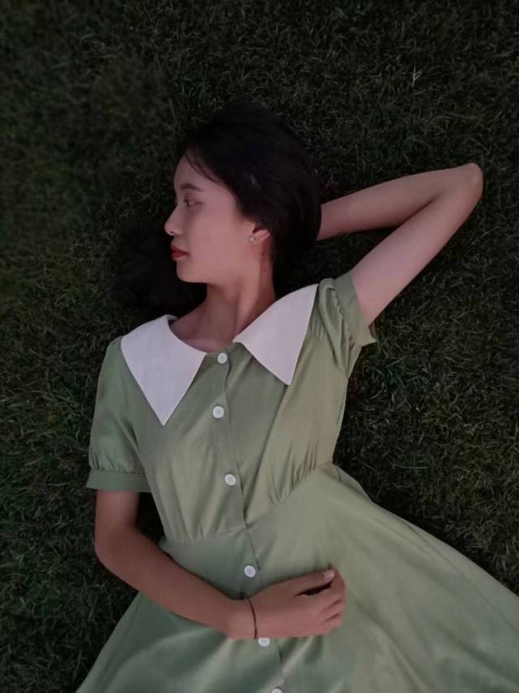 陈开心很快乐🍬-云南省·楚雄彝族自治州·楚雄市-***-身高165体重96大学生一枚,就读高铁乘务,有相应的形象气质,主要想接送拍寄拍单