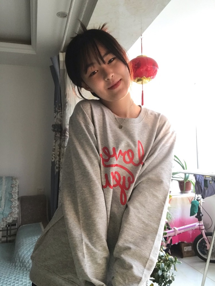 no col-辽宁省·大连市·金州区--最好是不露脸的,衣服价钱私,不退换的包邮给我,谢谢,希望可以长期合作!本人170
体重96