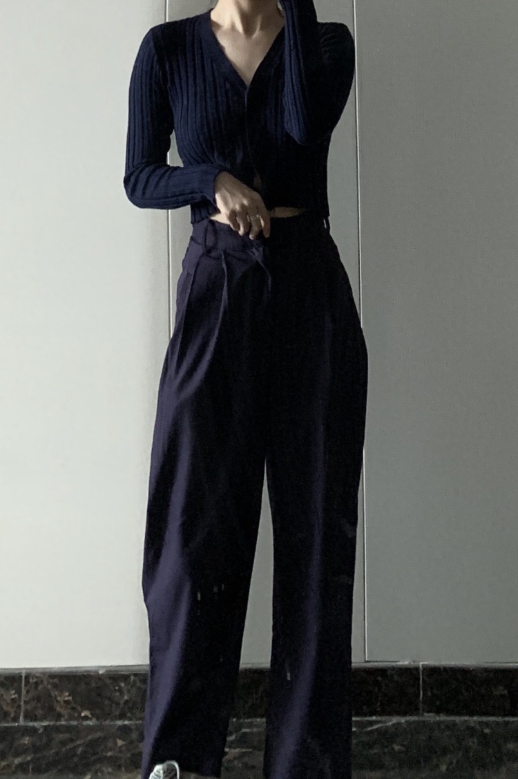 找-山西省·太原市·小店区-Joyce1ee-接寄拍,165 96斤,可以接饰品衣服裤子裙子等等,可以露脸也可以不露脸,可以直接私信我谢谢