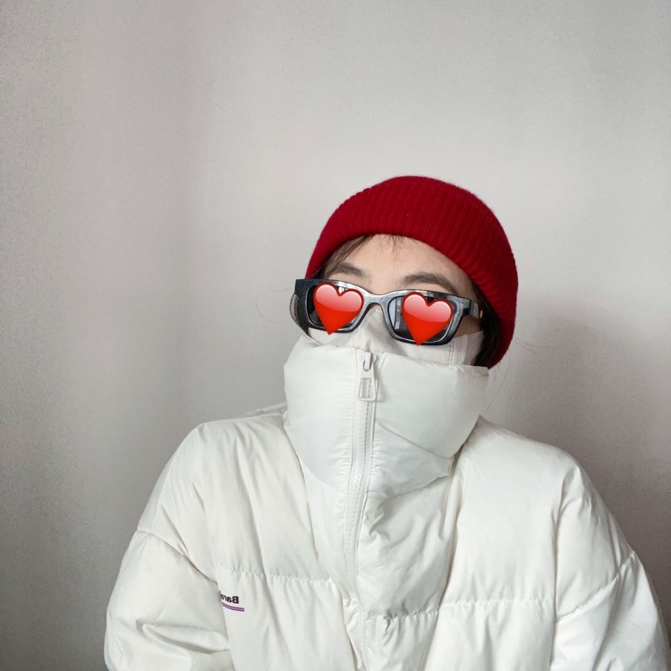 小油菜-山东省·临沂市·兰山区--稀罕画画,搭配衣服,拍照能力强,p图,美化都可以,混口饭吃,没有多大志向。