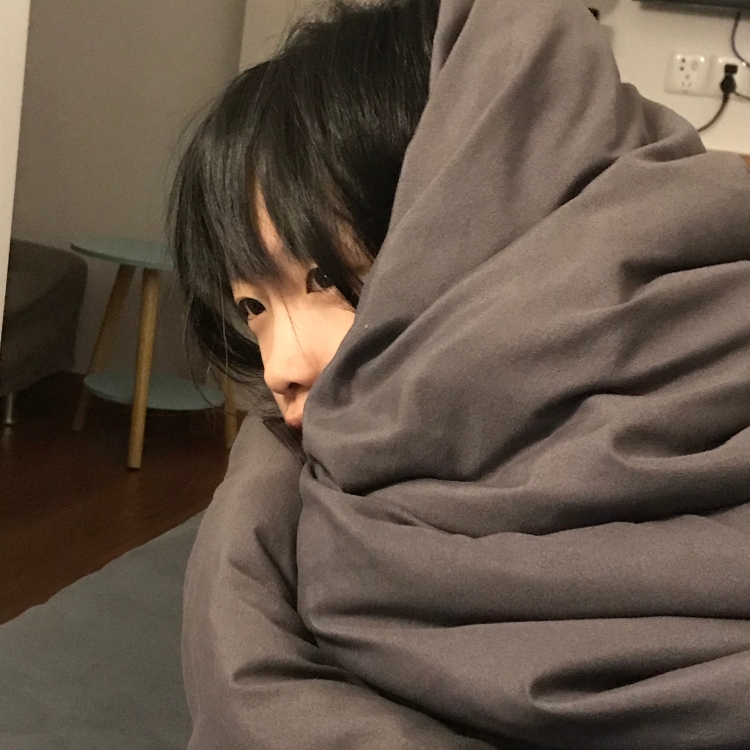 苹果阿叽-广东省·汕尾市·海丰县-微博、***、快手-身高:160
体重:78
——接寄拍——
饰品一件六图30
包包一件六图35
美妆一件六图40
服装一件六图45
服装可接情侣+9.52