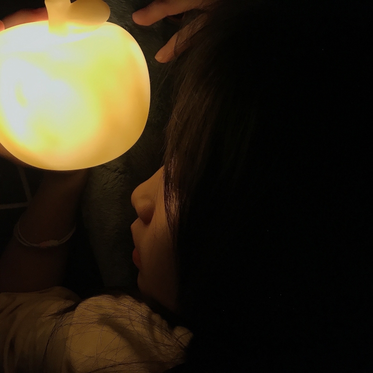 苹果阿叽-广东省·汕尾市·海丰县-微博、***、快手-身高：160
体重：78
——接寄拍——
饰品一件六图30
包包一件六图35
美妆一件六图40
服装一件六图45
服装可接情侣＋9.52