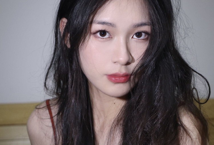 快乐的小西-广东省·广州市·从化区-抖音 ***，微博-本人是个性格活泼开朗大大咧咧待人热情的女孩 工作认真.配合度高.是个完美主义.
曾从事过摄影.兼职模特.
现是一名本科美术专业在读大学生
欢迎大家前来合作噢👏！！