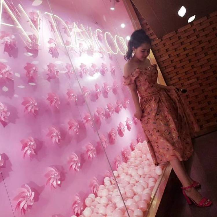 🦄smile-北京市·北京市·朝阳区-方芳儿-身高158cm. 体重45kg.服饰S .鞋码35-36.
认真细心性格开朗 接寄拍服饰 鞋包 帽 欢迎合作