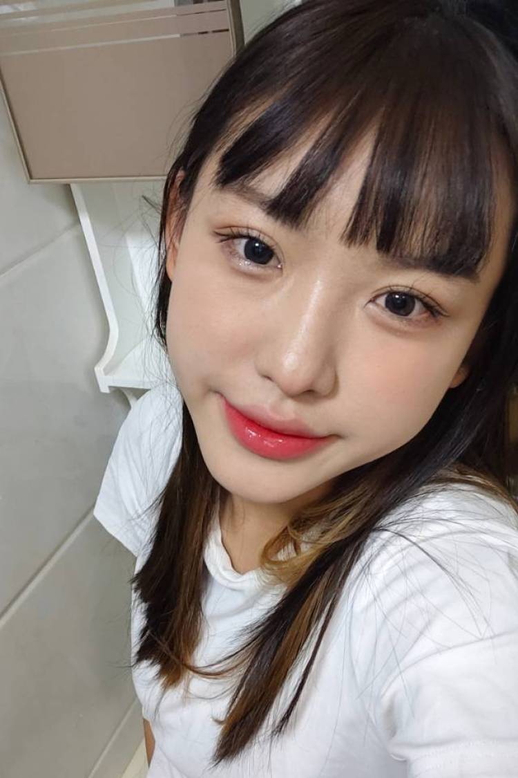 反小郭战士-新疆维吾尔自治区·哈密市·伊州区--感谢网红湾给我提供机会
会画画 从事幼儿教育 喜欢拍照也会p图可接淘宝天猫得物拼多多各种服饰饰品瞳模寄拍接单 可以按照商家要求出图 我相信我有能力能把每一单都做好 看看我吧各位商家们