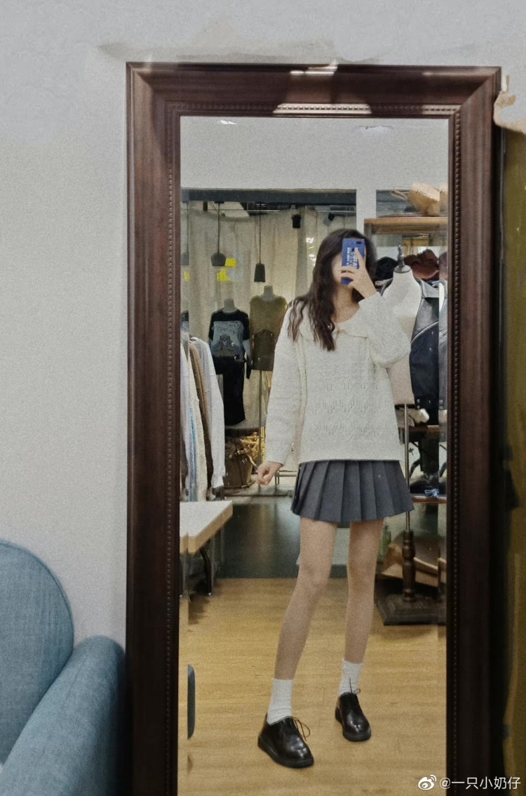 Lillian-安徽省·合肥市·庐阳区-抖音,微博,***-买家秀,探店打卡,开箱测评
会P图
之前做过一段时间淘宝模特