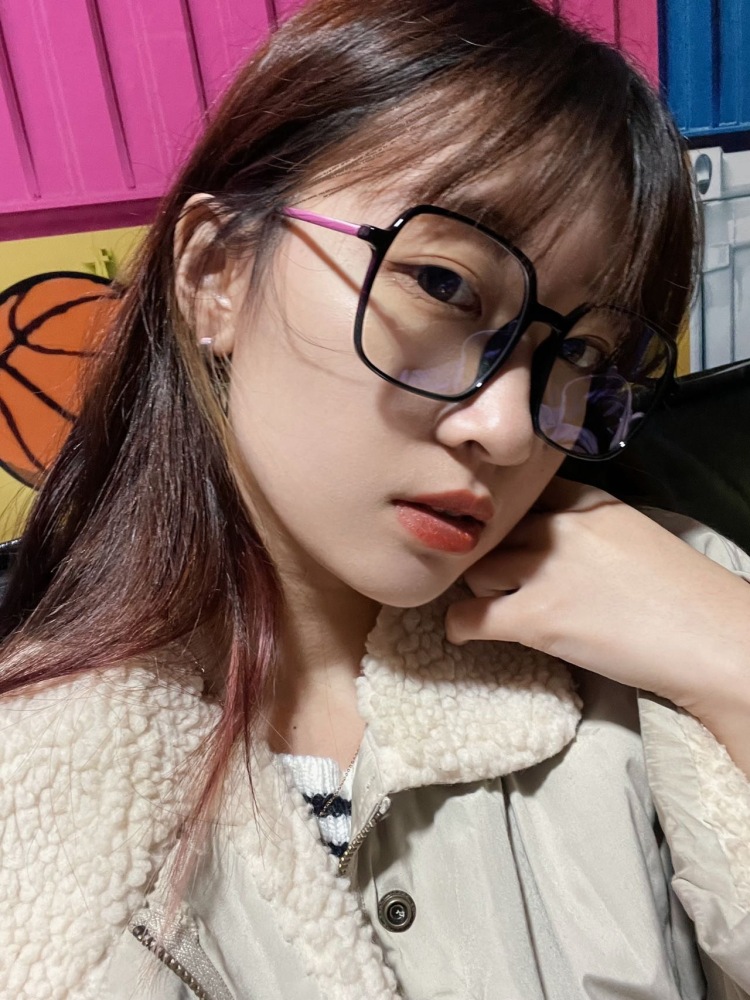 美少女壮士🧸-河南省·新乡市·红旗区-抖音***-接寄拍
身高165cm 体重42kg.
有做过网拍的经验,会p图 48小时内出图
风格:休闲 甜美 辣妹 美式校园 多风格
出图:🉑️外景 🉑️室内 🉑️对镜
可发:抖音 *** 知乎 微博
费用