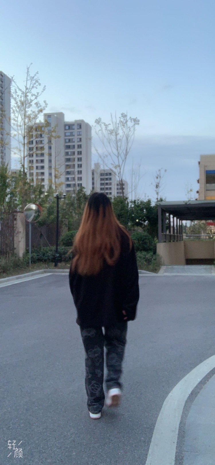 小凌-安徽省·芜湖市·弋江区--158/60斤，会拍照📷，全身照或者细节展示，成品图可以室内室外都可以，适合甜美风或者甜酷风🌟